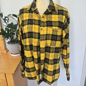 Wild Fable Yellow and Black Plaid Button Down Shirt